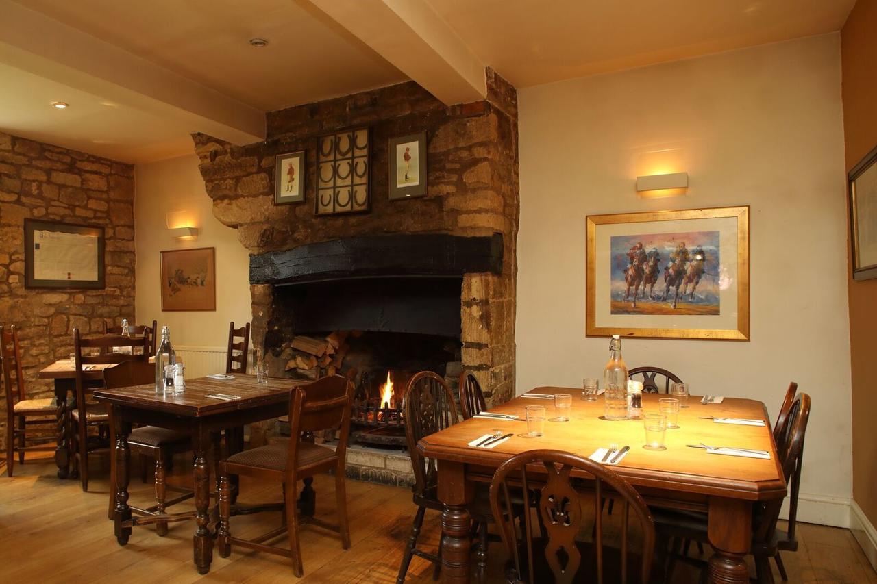 Horse And Groom Moreton-in-Marsh Exterior foto